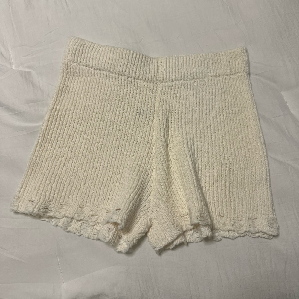 moon & madison High Waist Knit Shorts in Cream